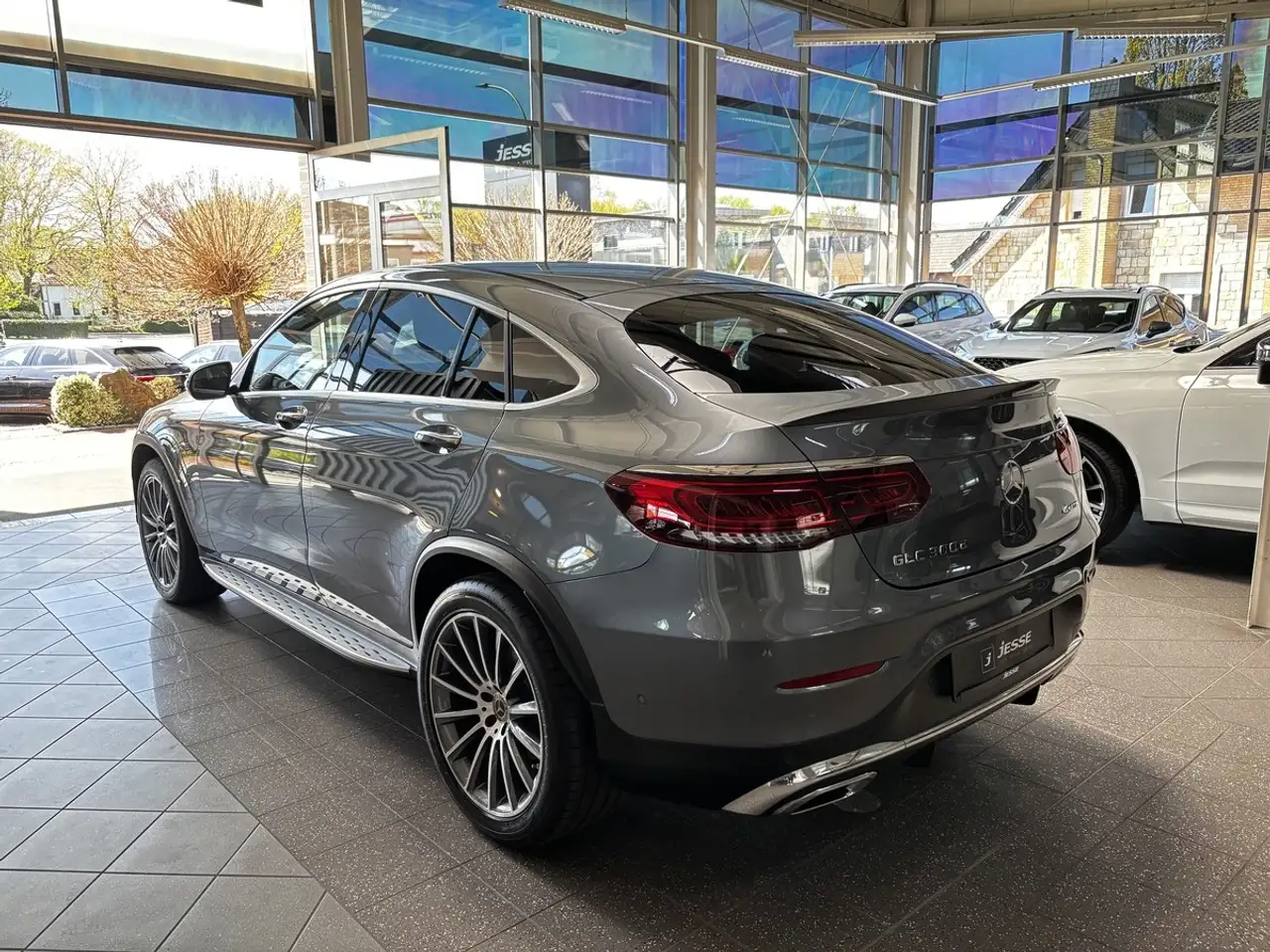 Mercedes-Benz GLC 300 7