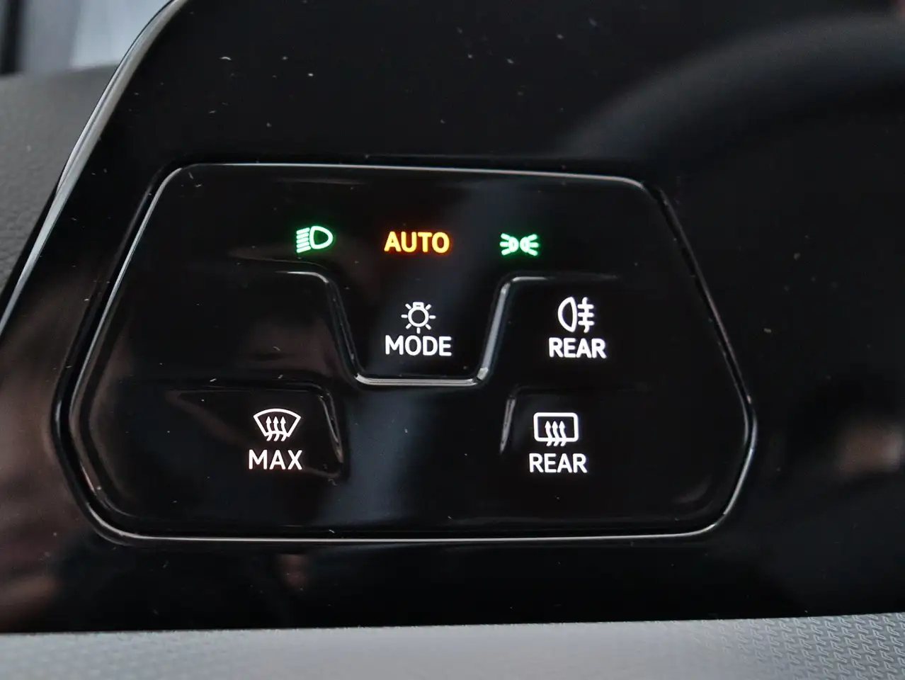 Volkswagen Golf VIII 14