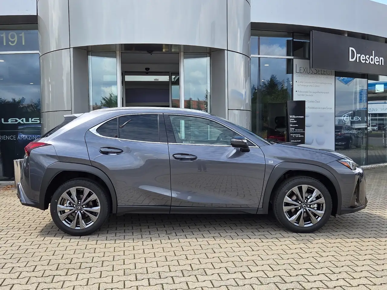 Lexus UX 2