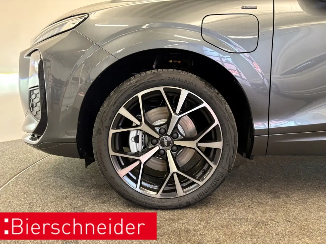 Audi Q3 4