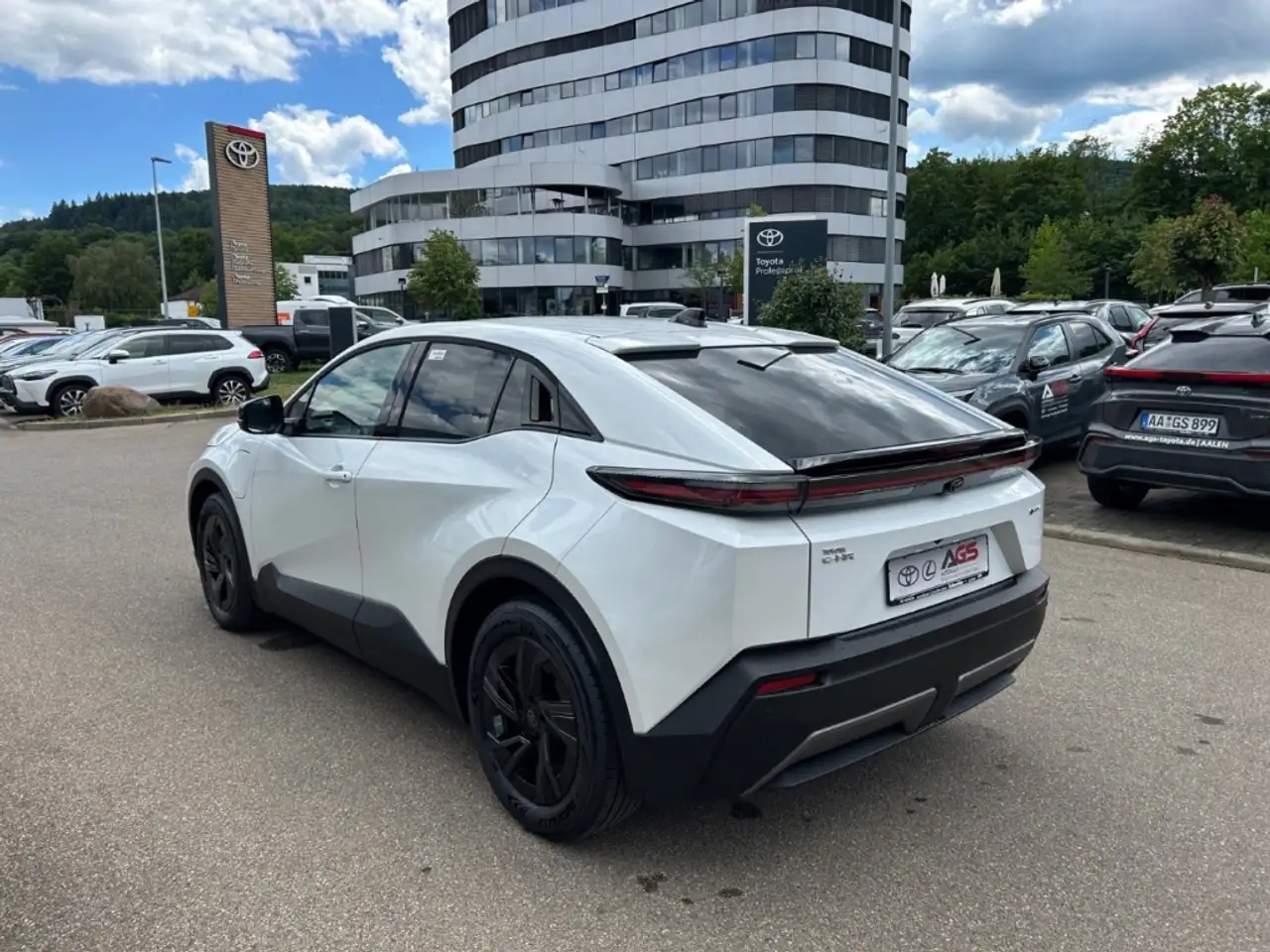 Toyota C-HR 5