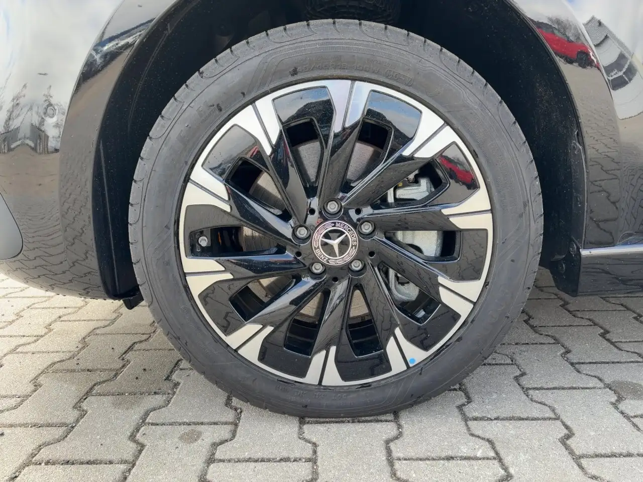 Mercedes-Benz Vito 16