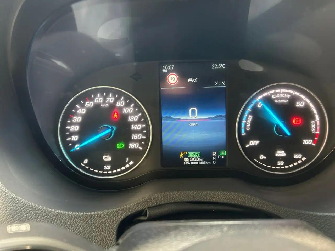Mercedes-Benz eSprinter 414 10