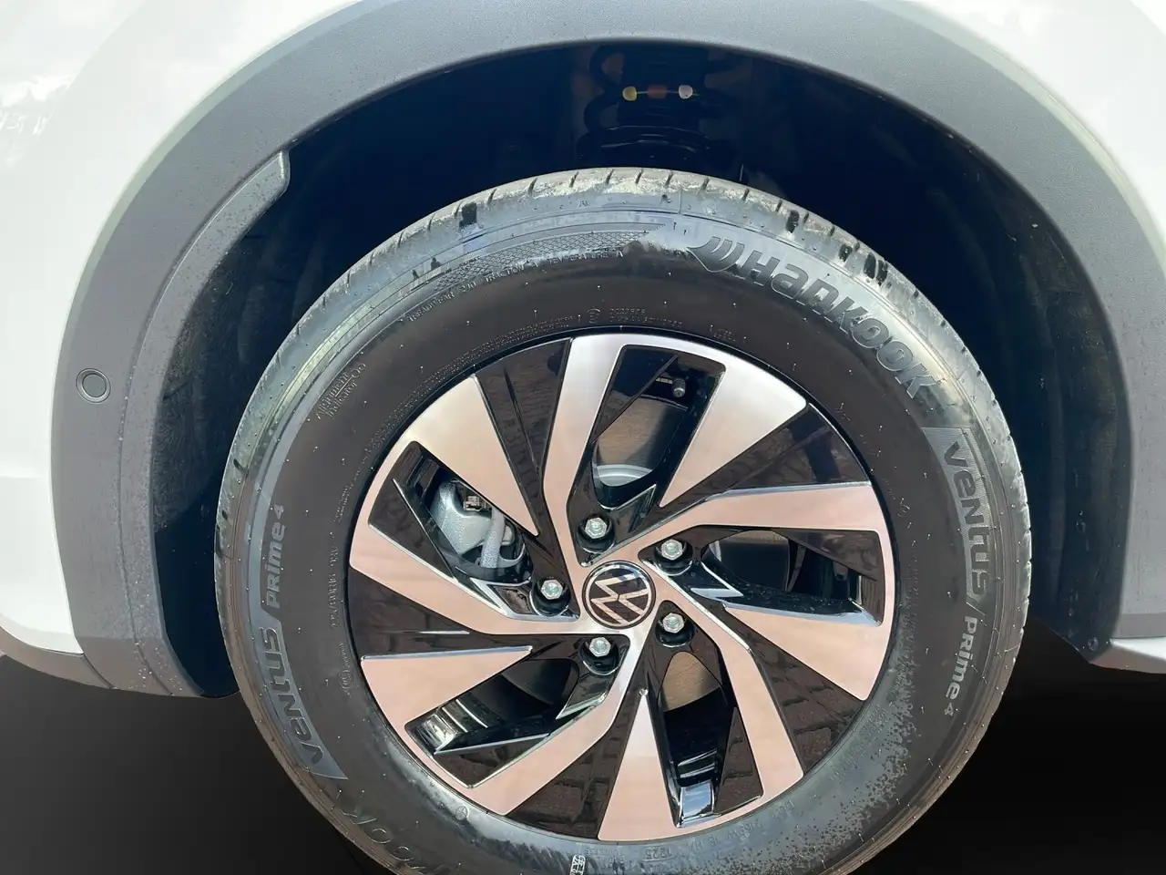 Volkswagen T-Roc 4