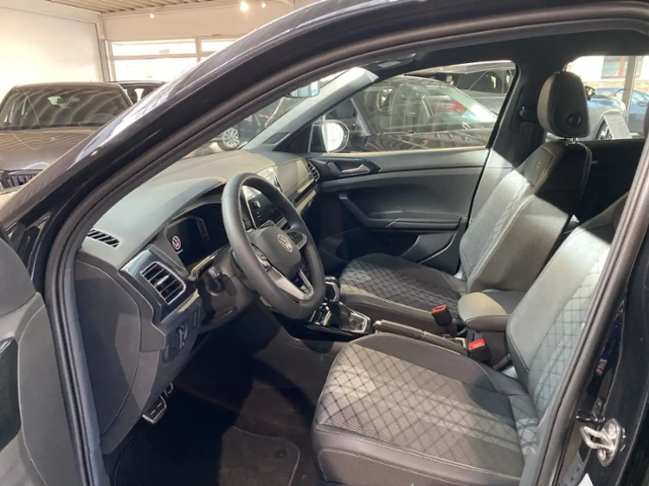 Volkswagen T-Cross 9