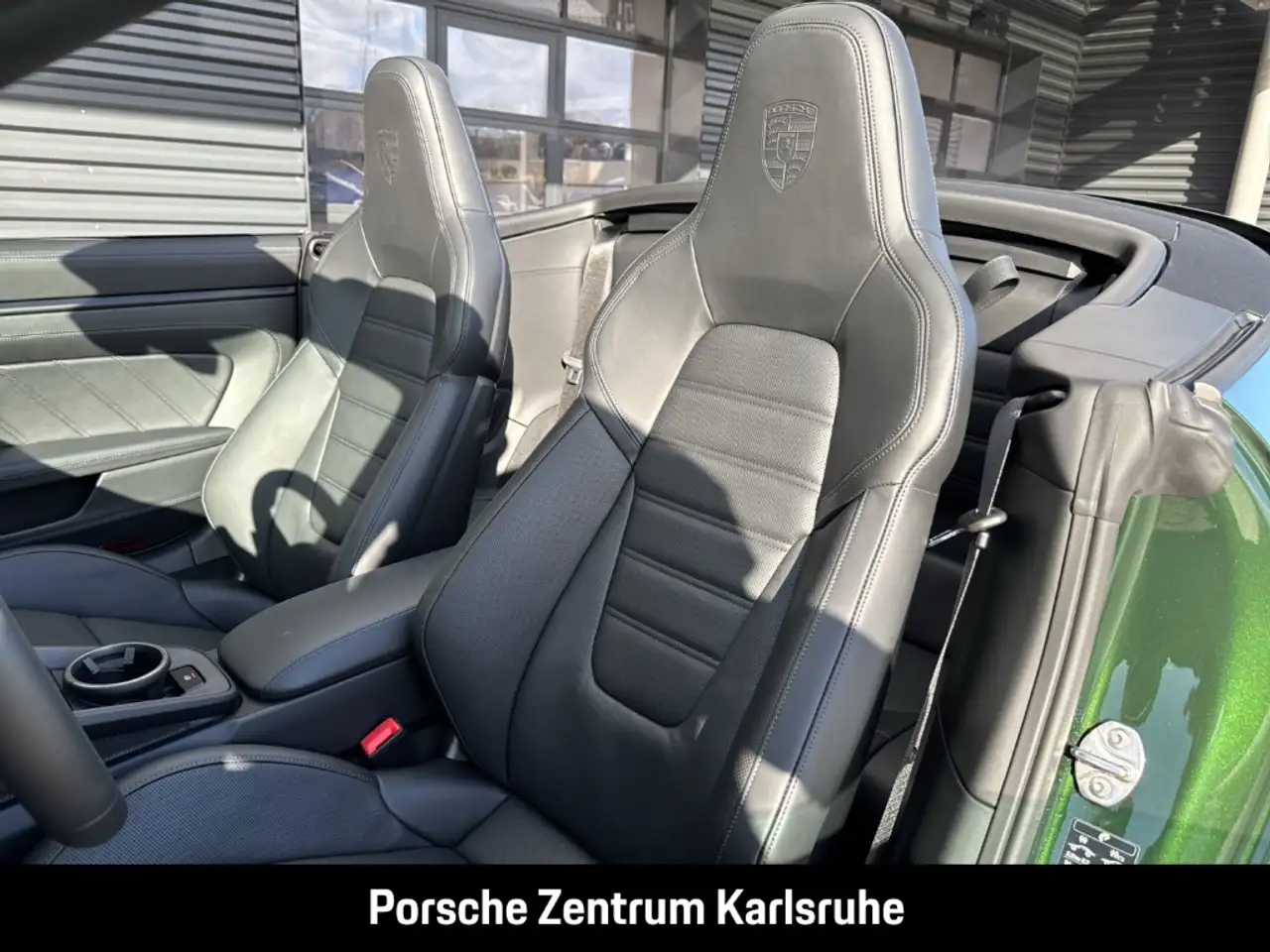 Porsche 992 911 8