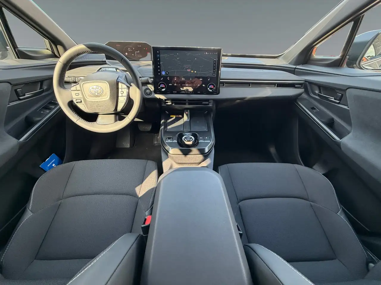 Toyota C-HR 11