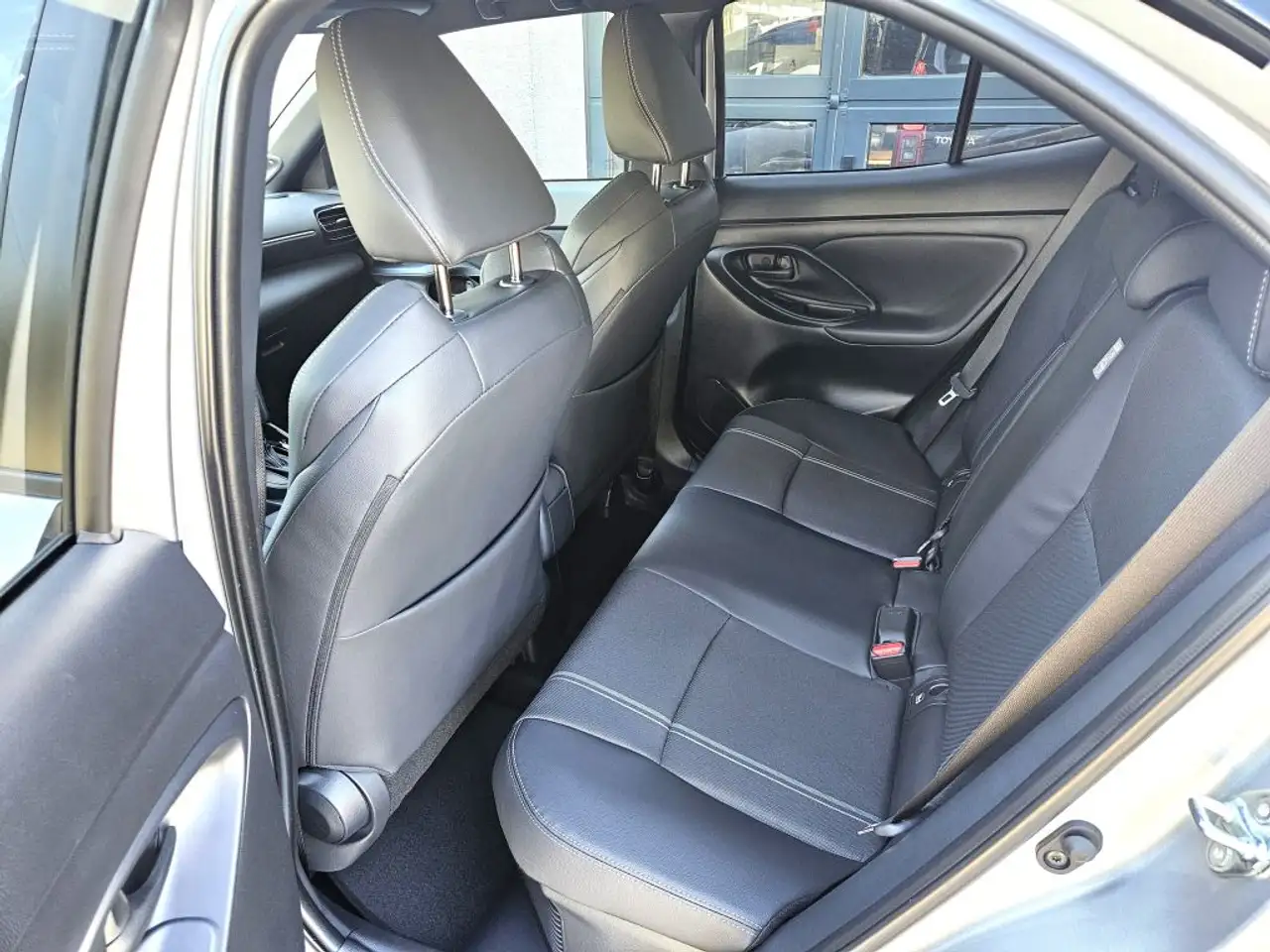 Toyota Yaris 6