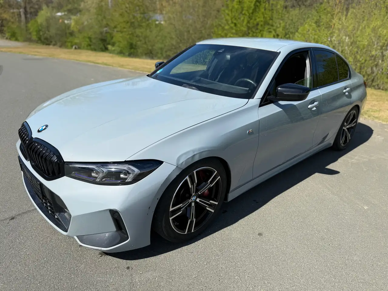 BMW 330