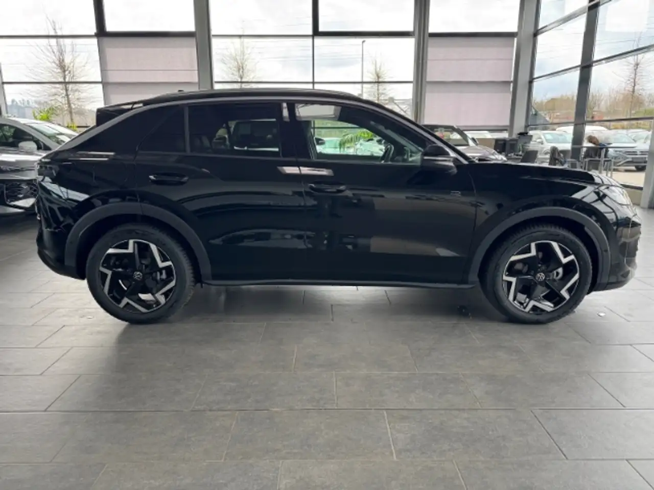 Volkswagen T-Roc 4