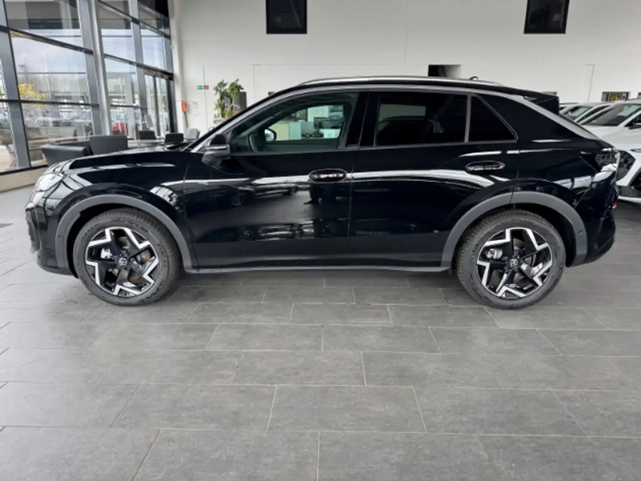 Volkswagen T-Roc 8