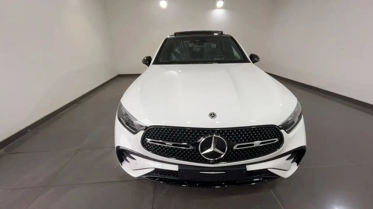 Mercedes-Benz GLC 220 9