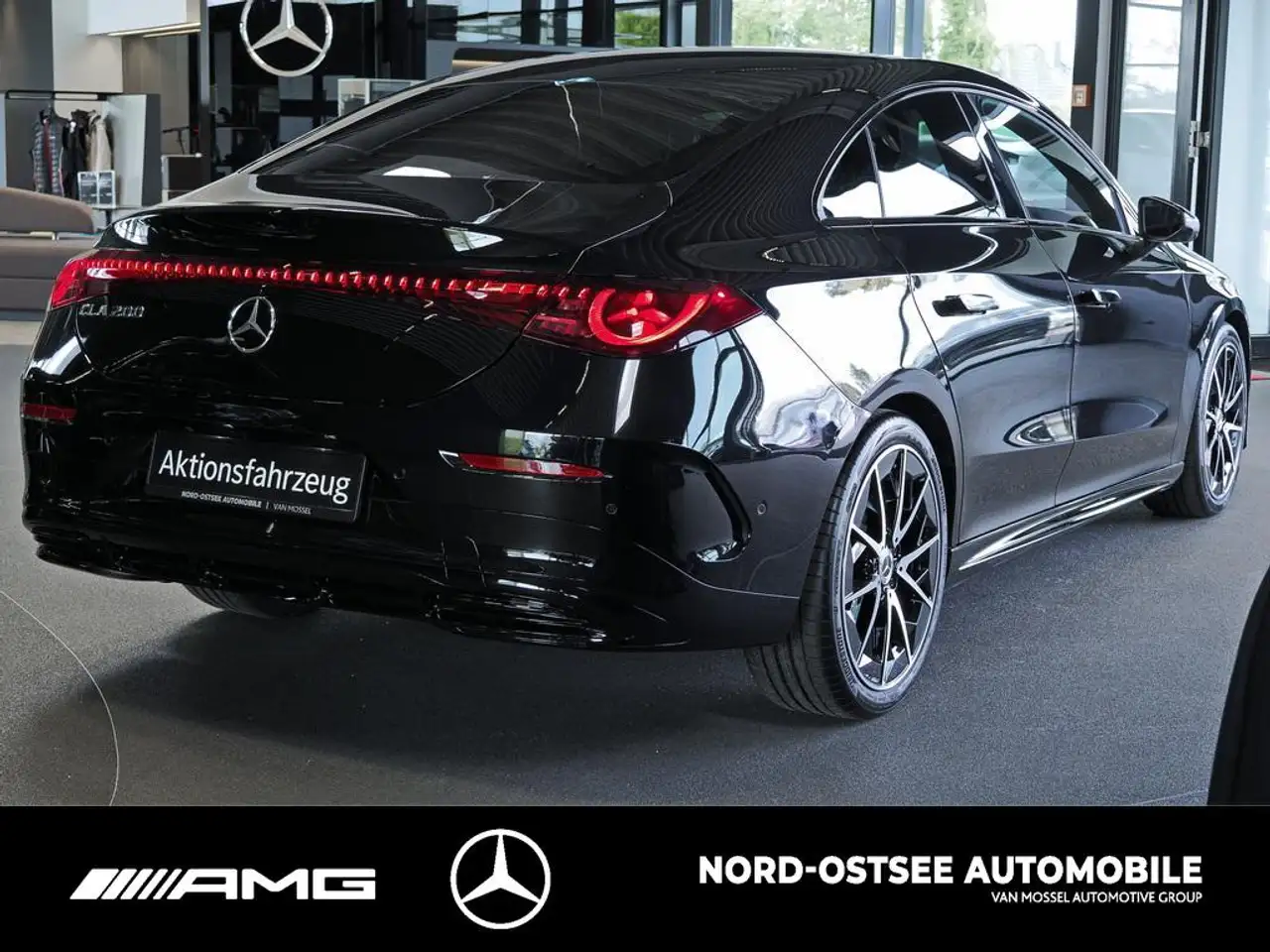 Mercedes-Benz CLA 200 4