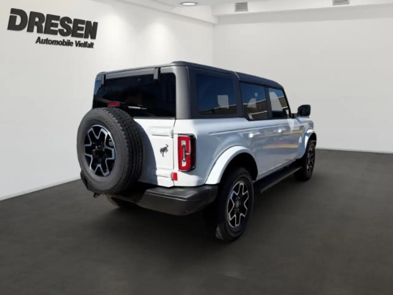 Ford Bronco 3