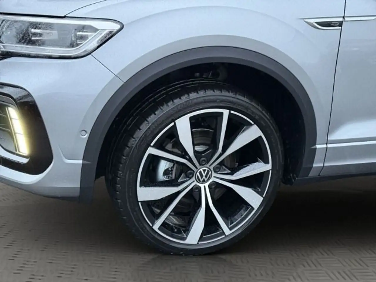 Volkswagen T-Roc 8