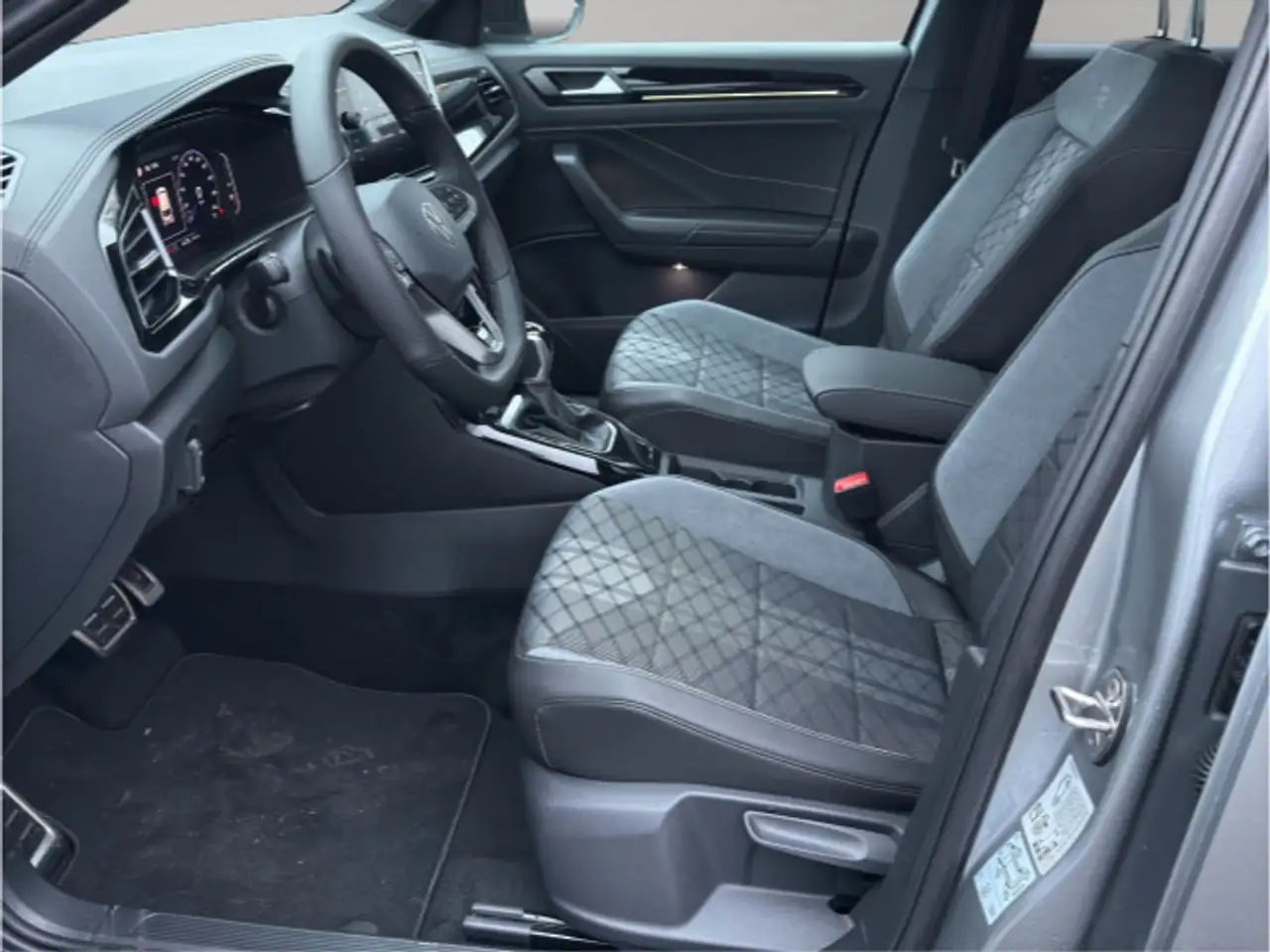 Volkswagen T-Roc 9