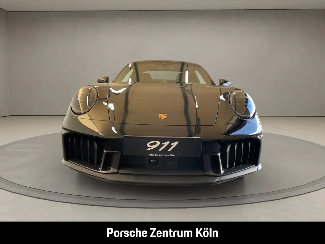 Porsche 992 911 8