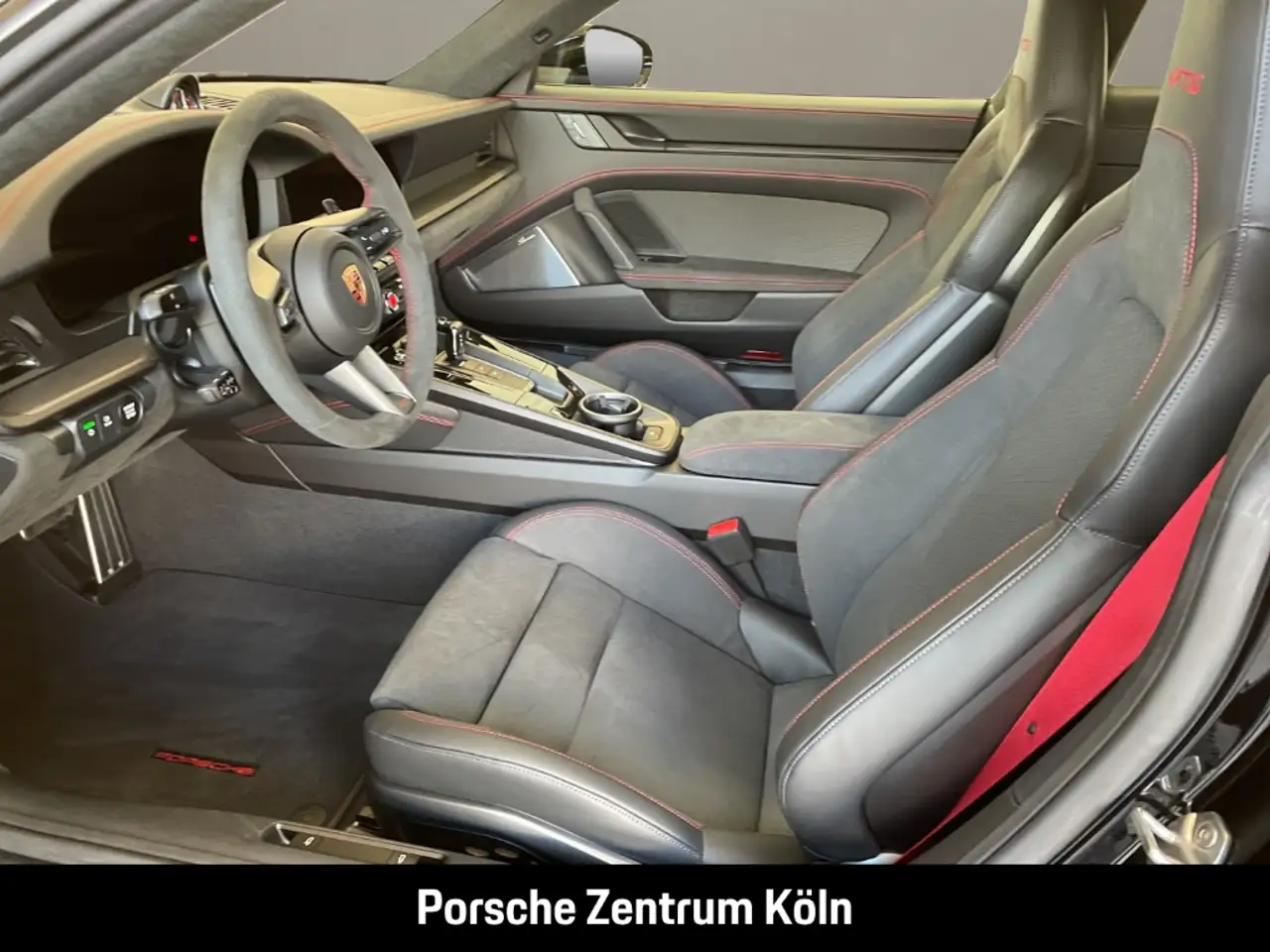 Porsche 992 911 13