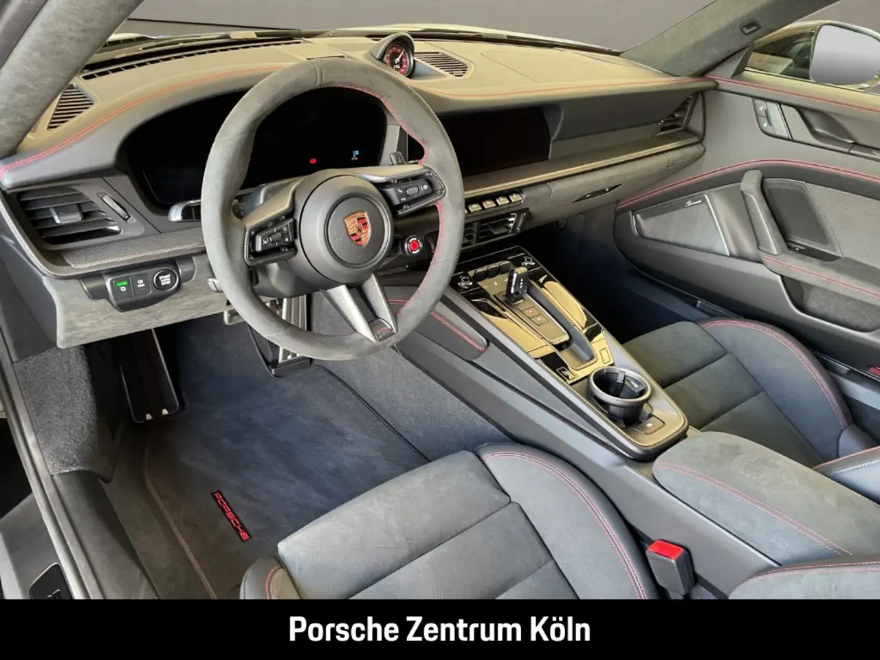 Porsche 992 911 14
