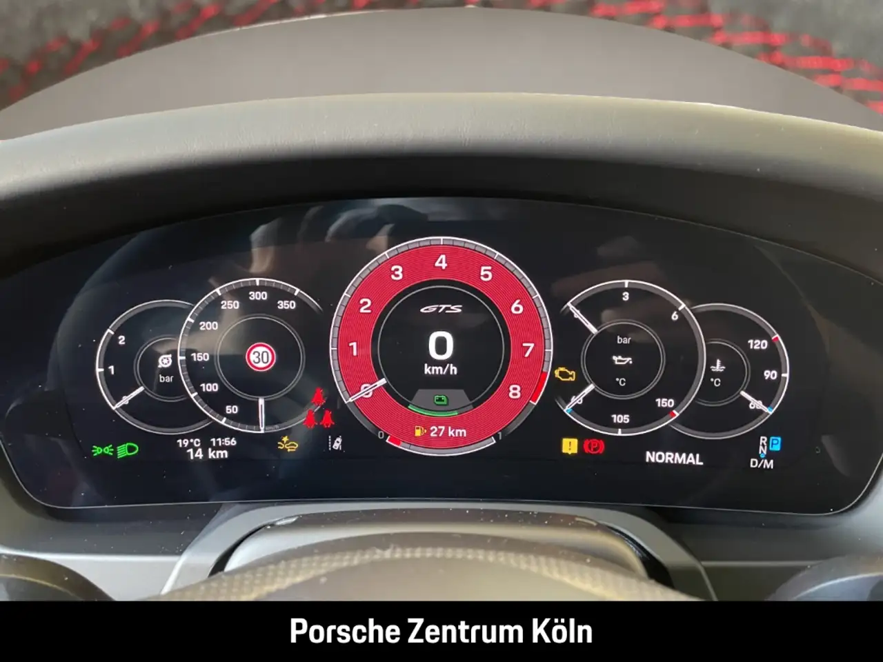 Porsche 992 911 16