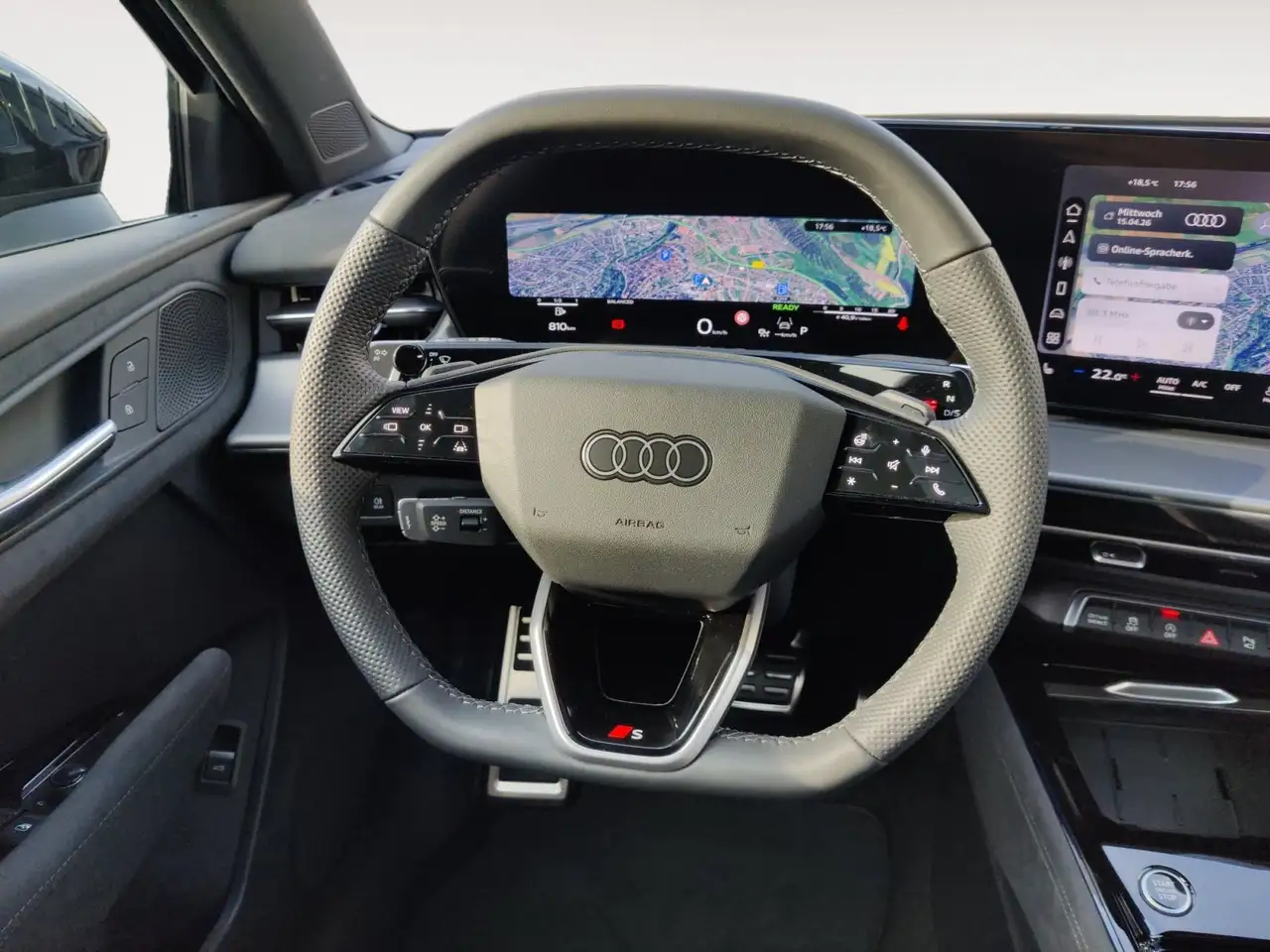 Audi Q3 11