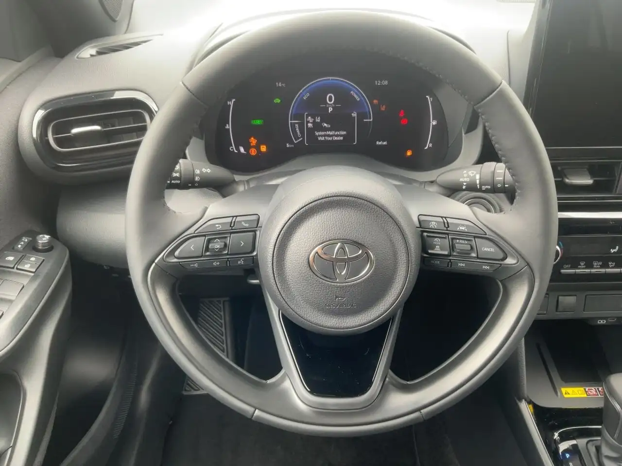 Toyota Yaris 10