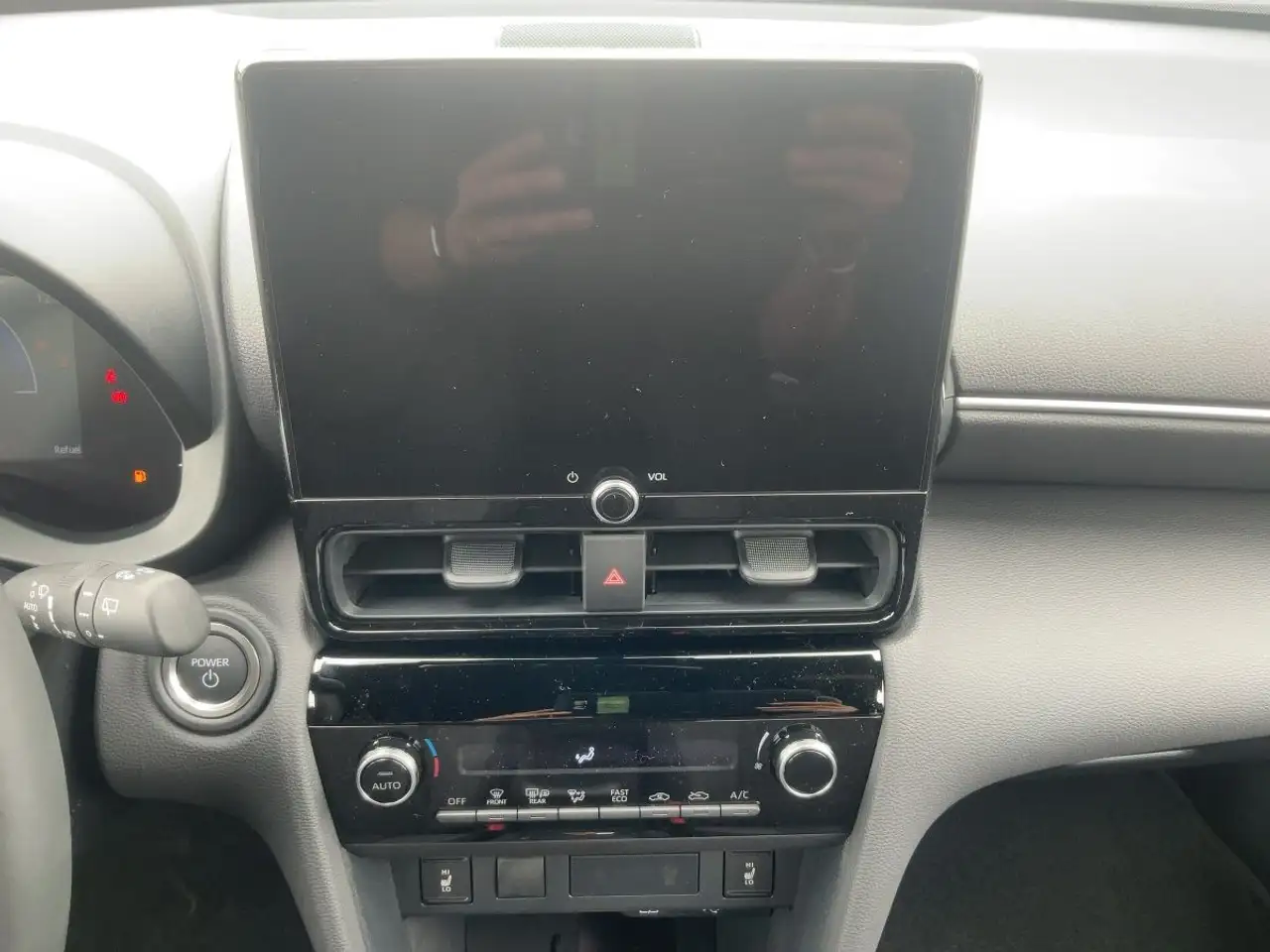 Toyota Yaris 11