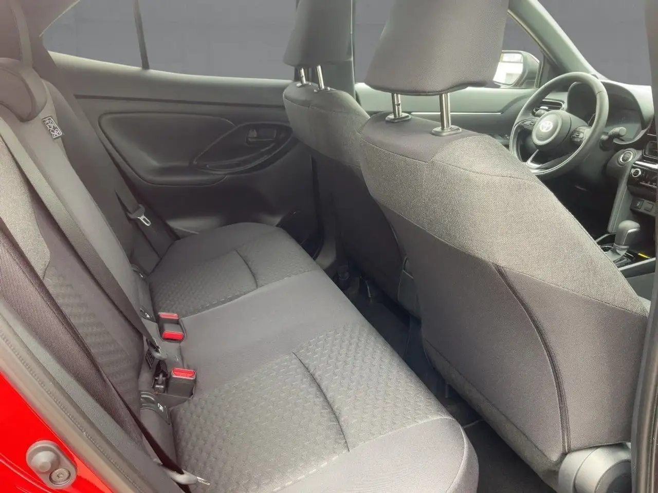 Toyota Yaris 13