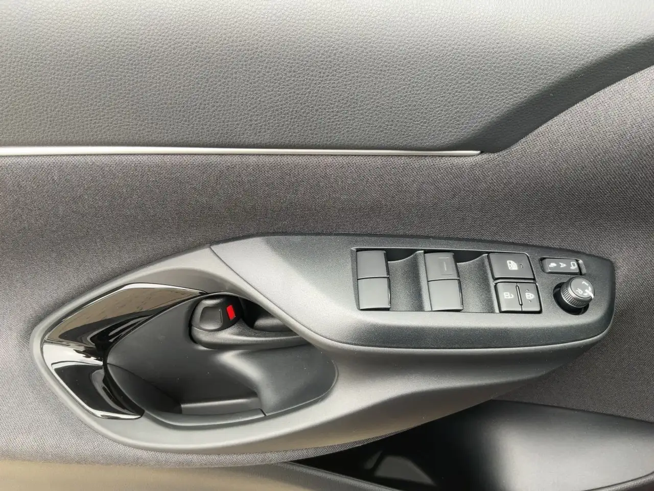 Toyota Yaris 16