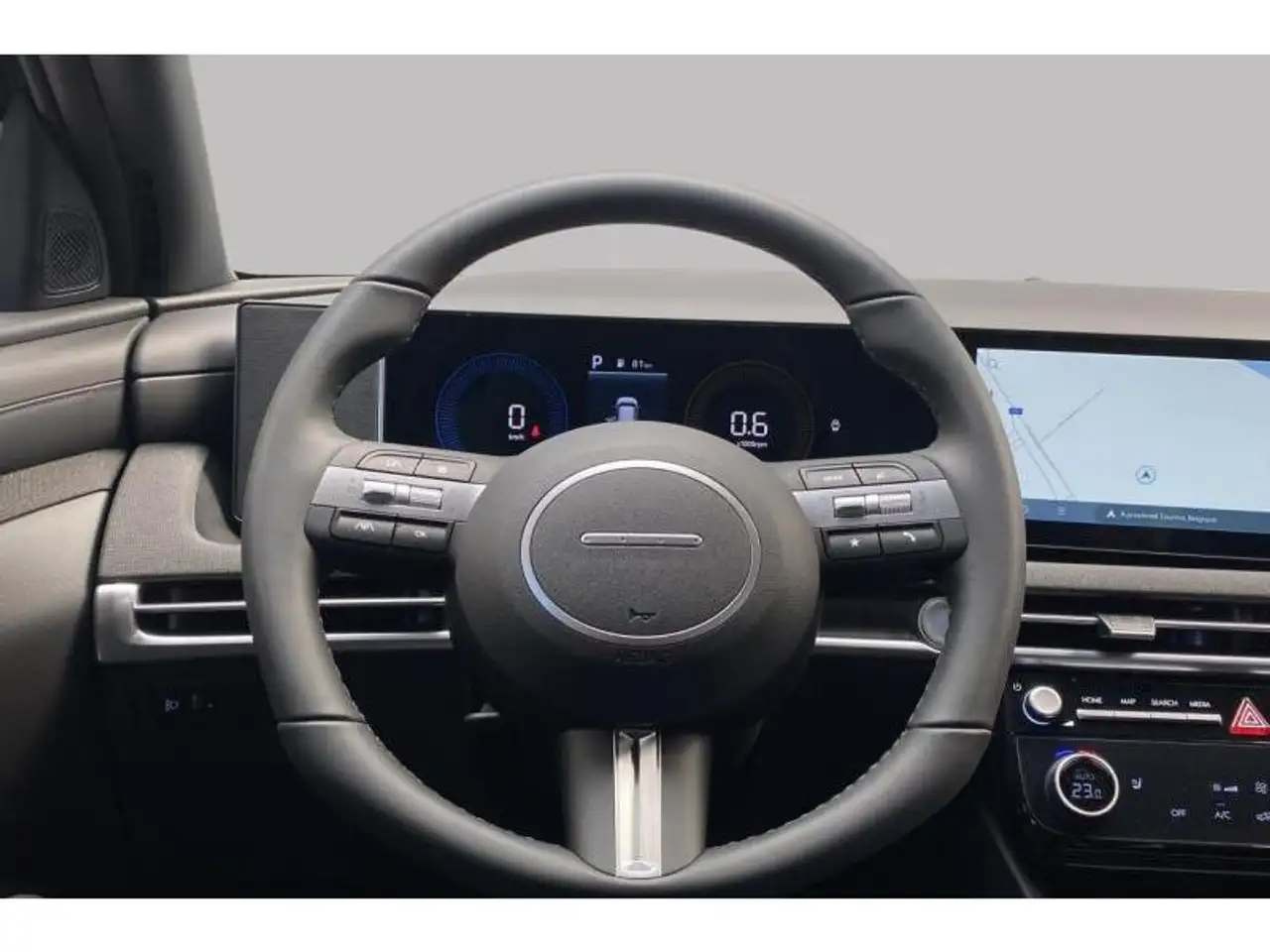 Hyundai TUCSON 12