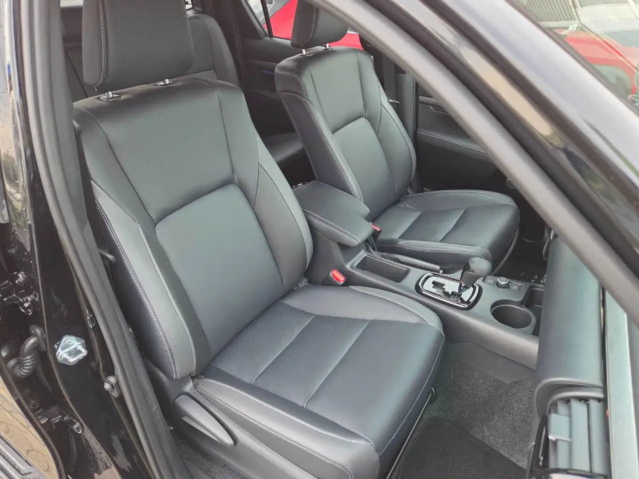 Toyota Hilux 12