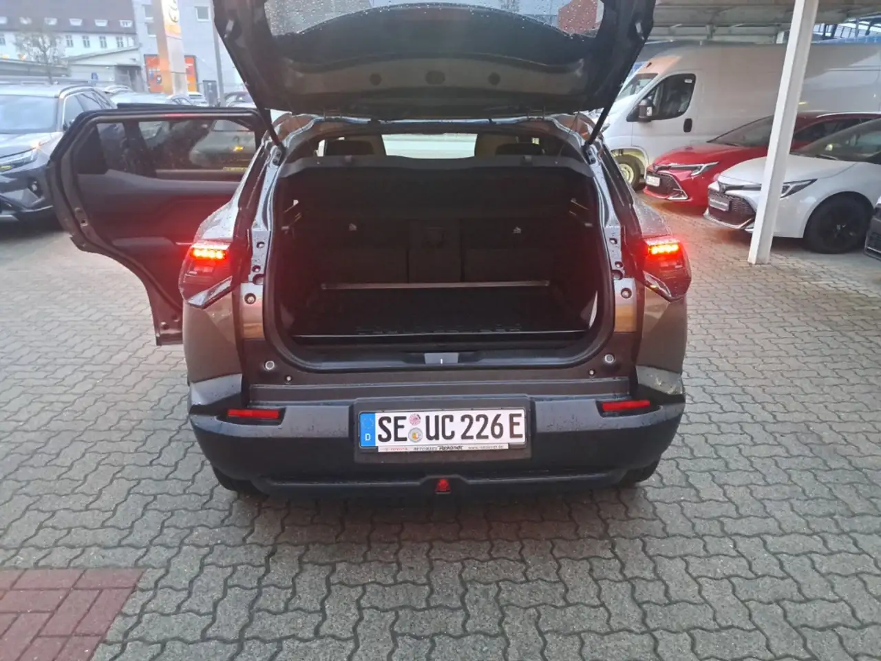 Toyota Urban 7