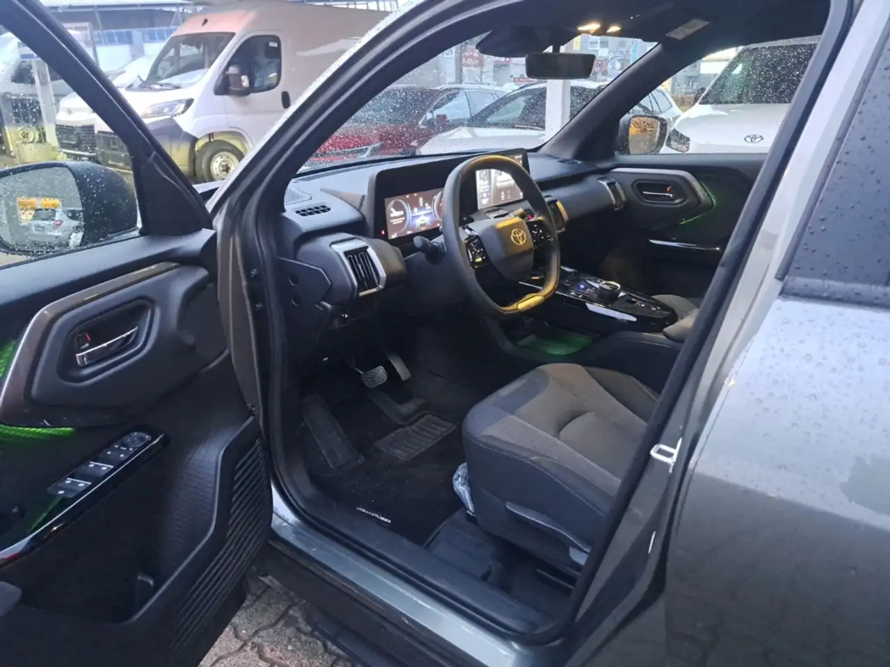 Toyota Urban 9