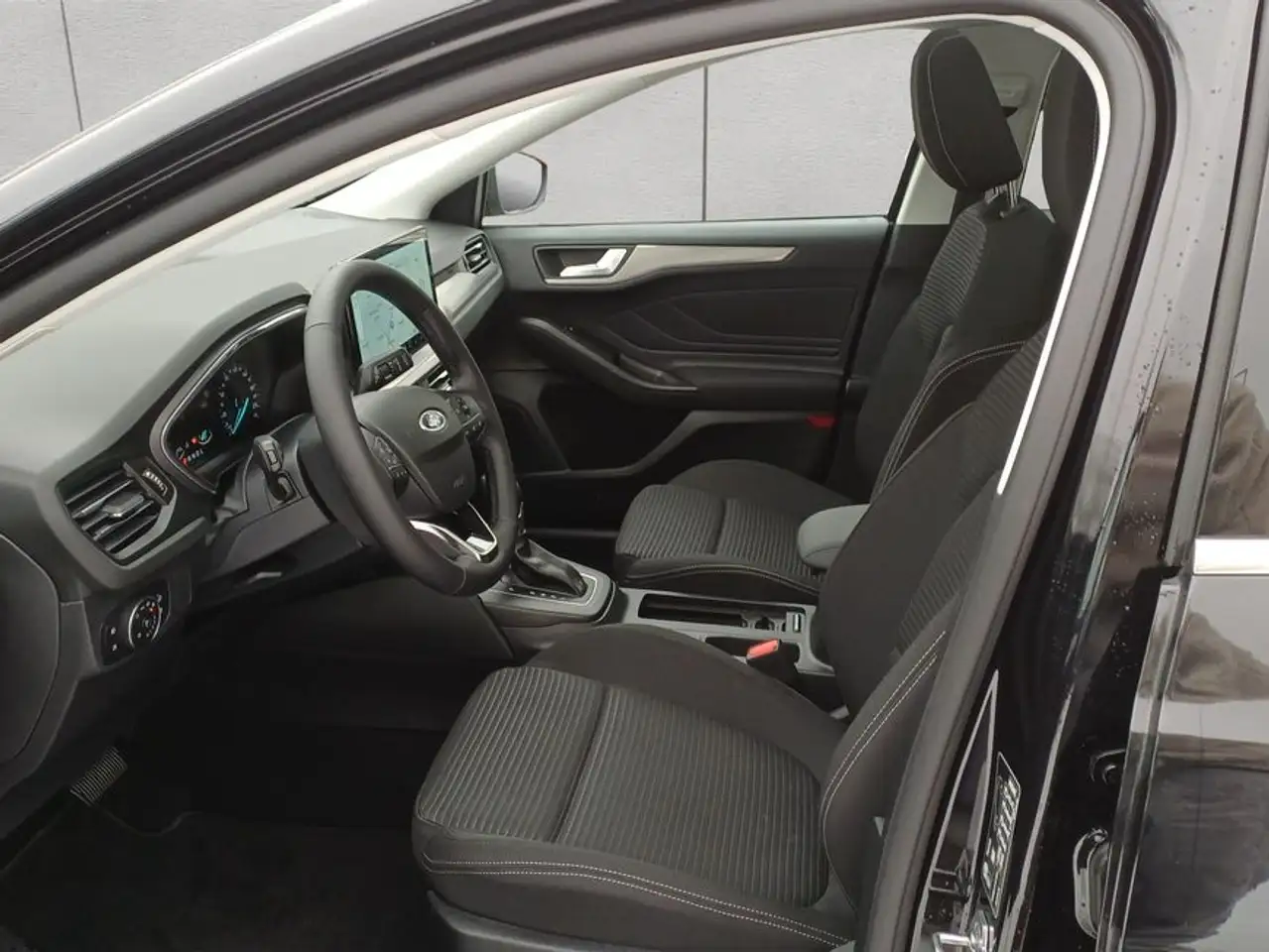 Ford Focus 10