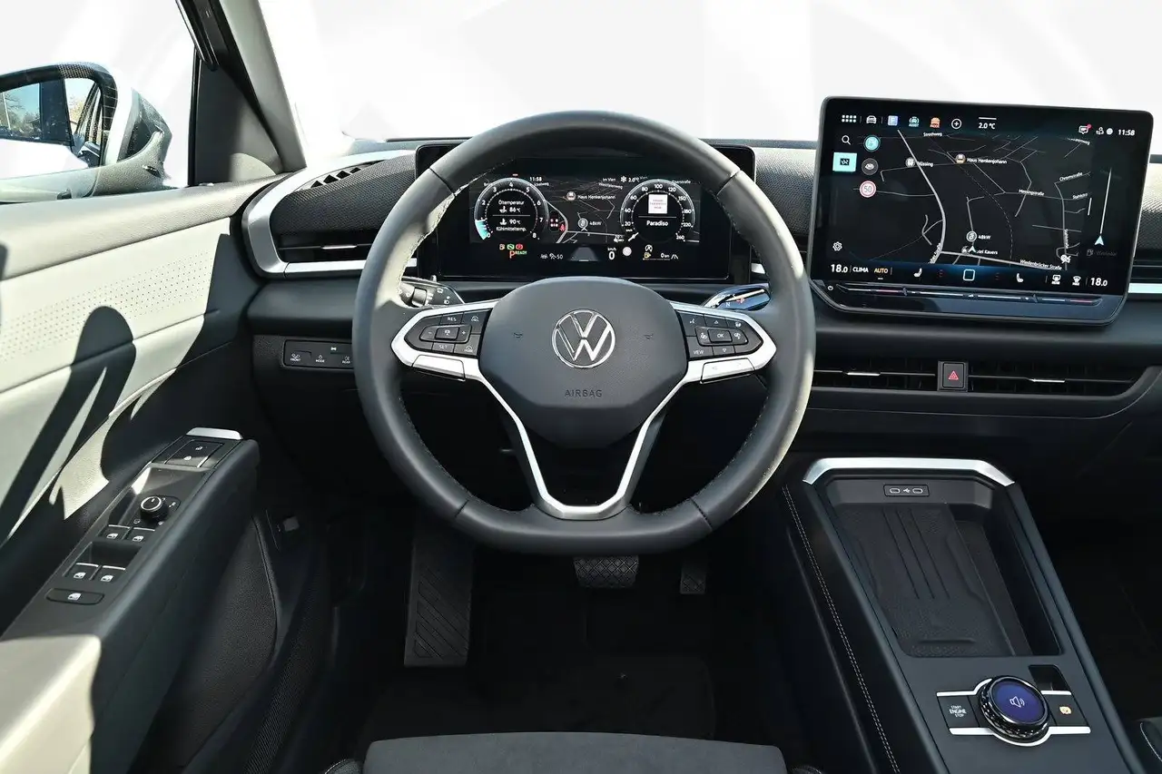 Volkswagen T-Roc 13