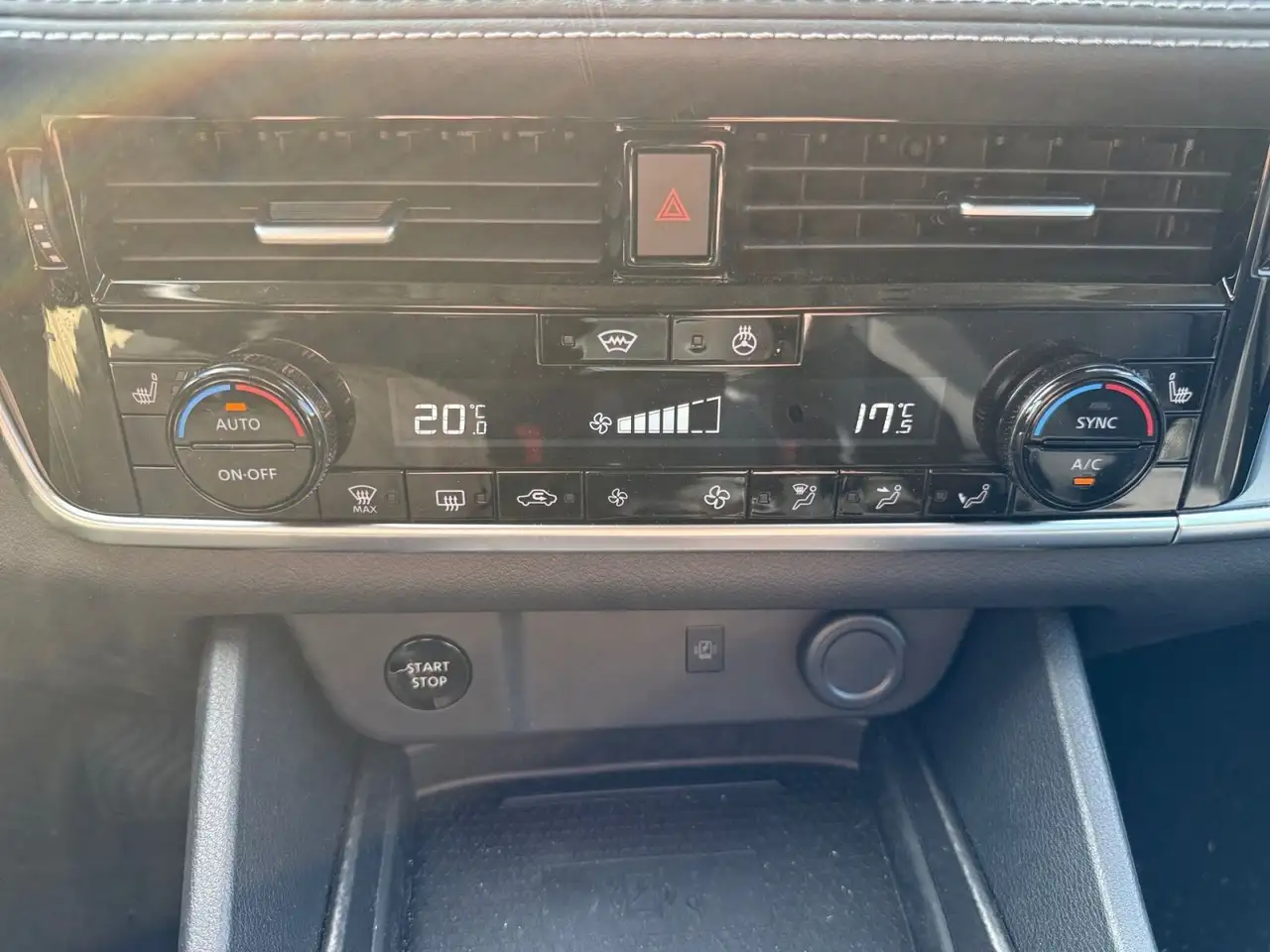 Nissan Qashqai 10