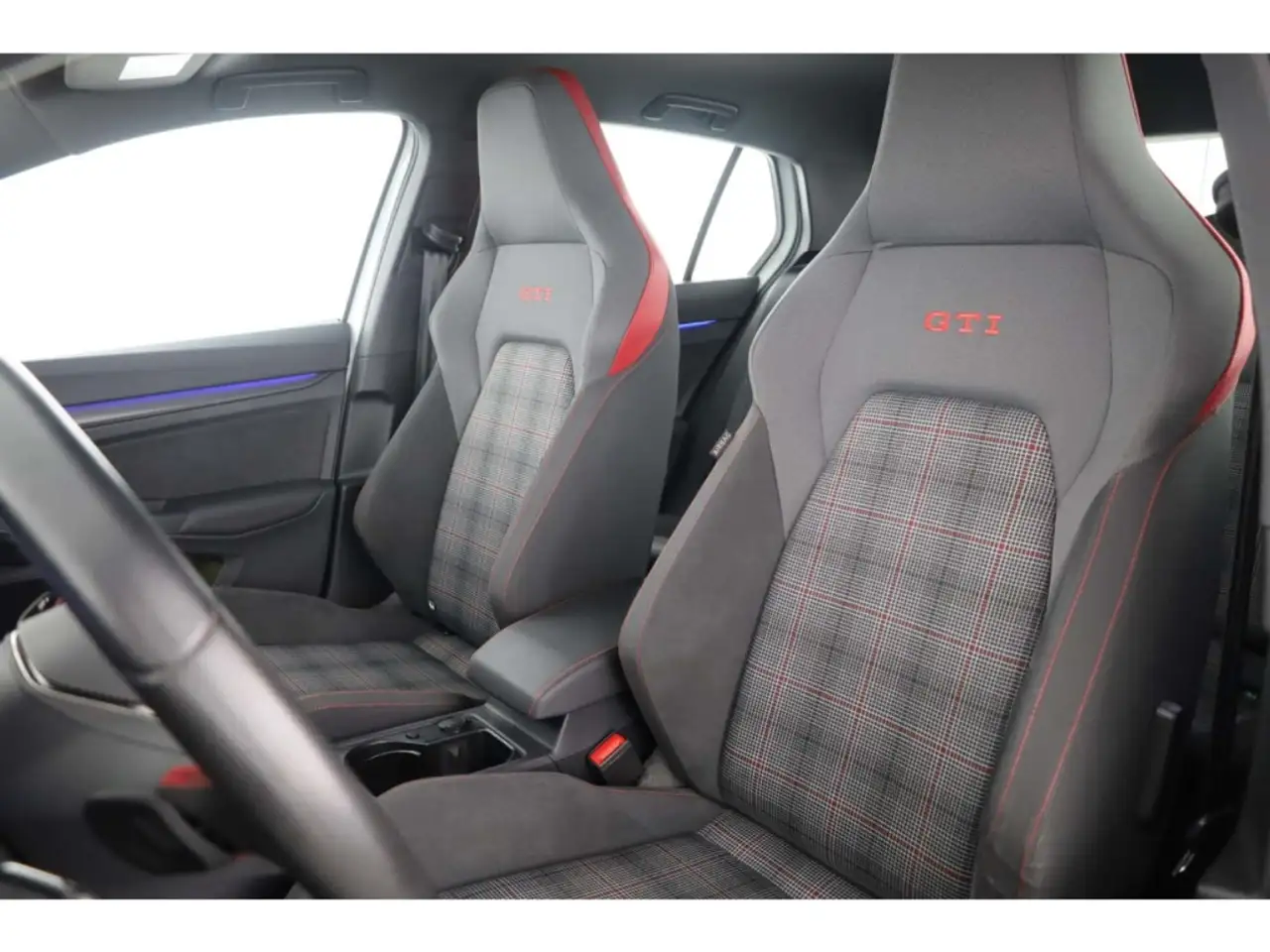 Volkswagen Golf 10