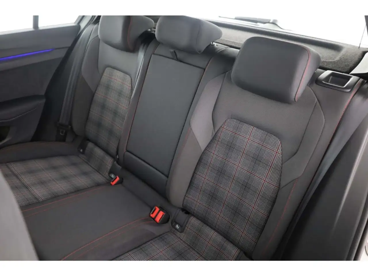 Volkswagen Golf 11