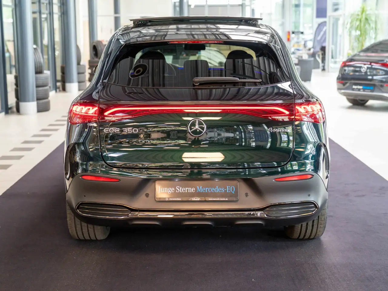 Mercedes-Benz EQE 4
