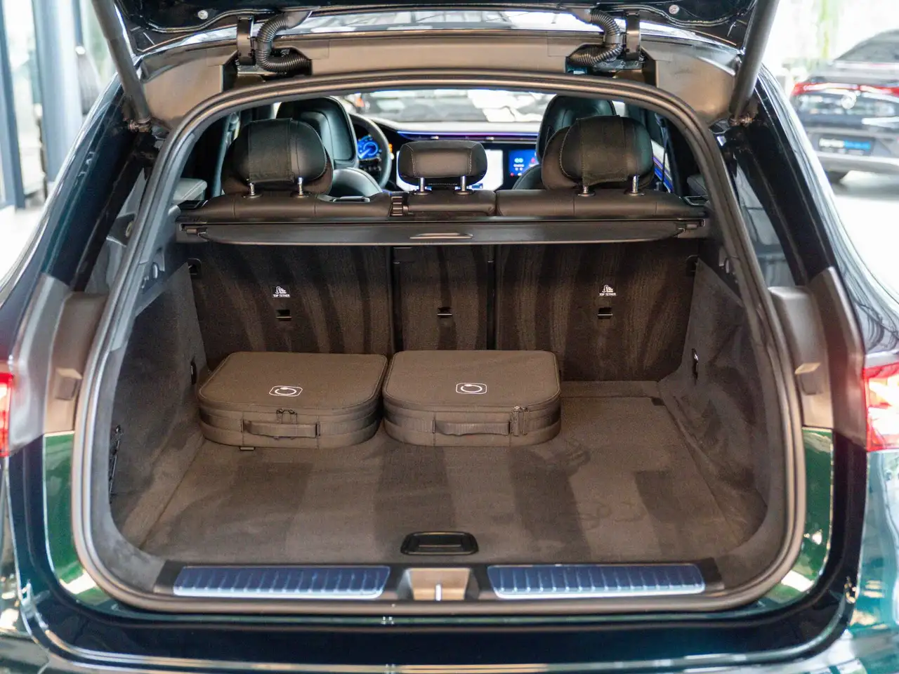 Mercedes-Benz EQE 5