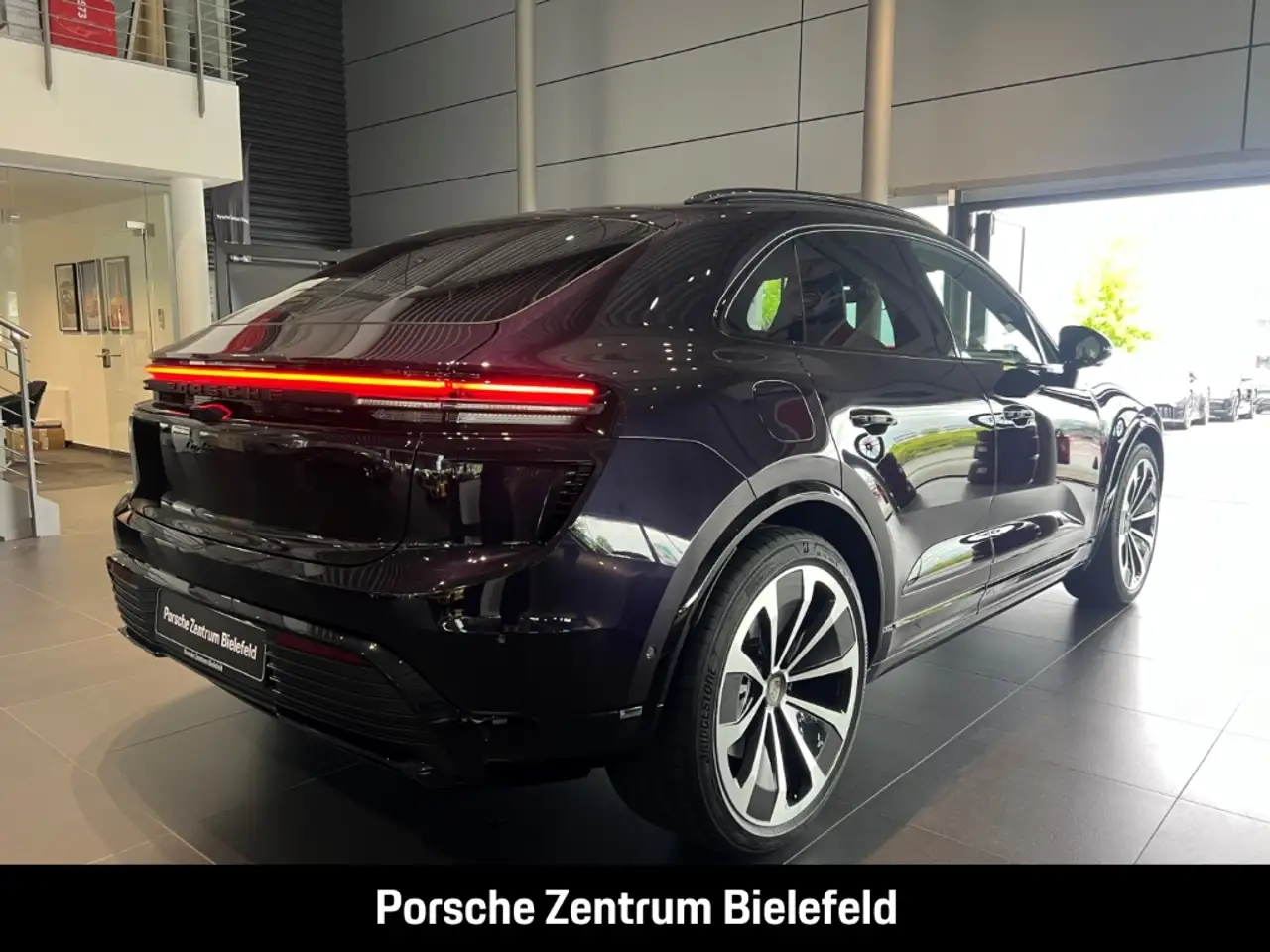 Porsche Macan 6