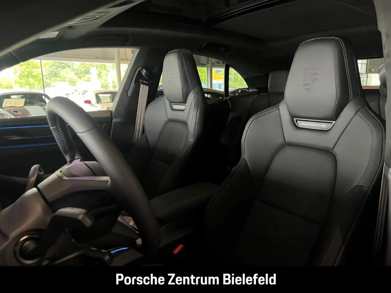 Porsche Macan 13