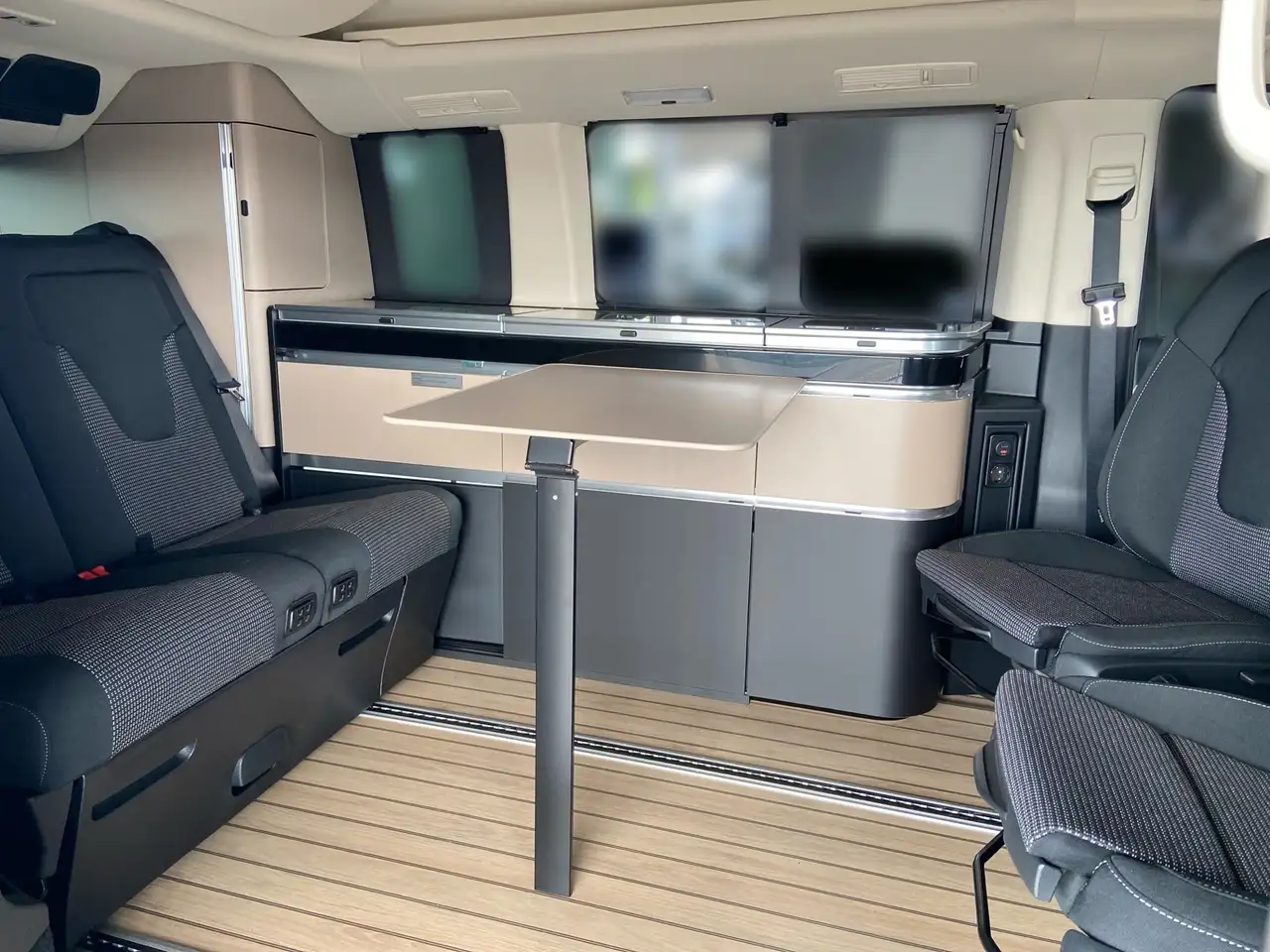 Mercedes-Benz V 300 11