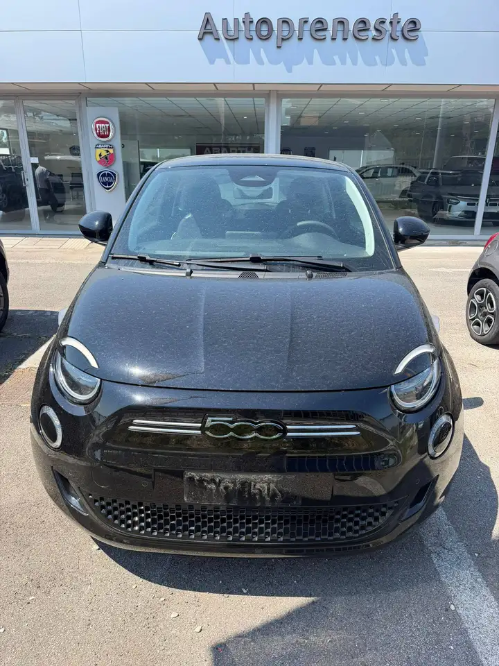 Fiat 500e 500 10