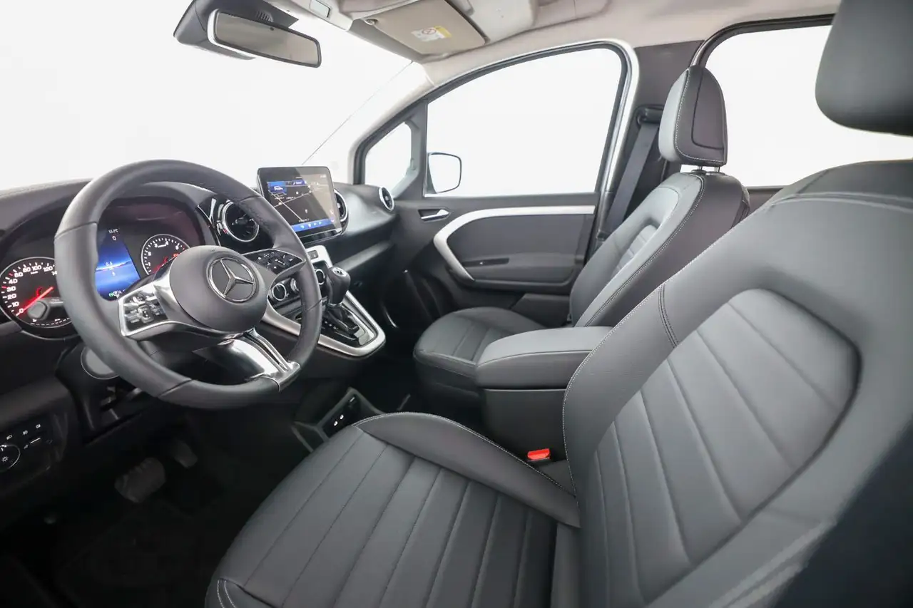 Mercedes-Benz T-Class 8