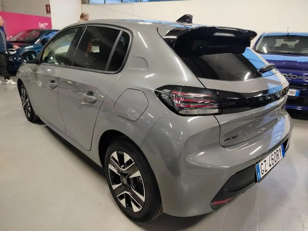 Peugeot 208 100 3