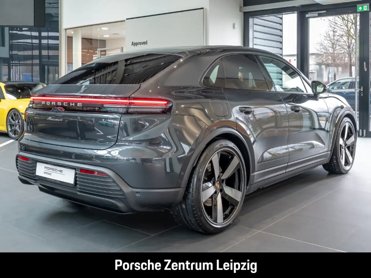 Porsche Macan 4 6