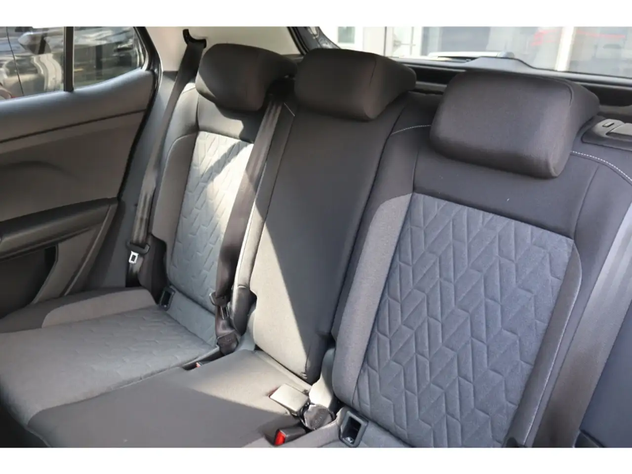 Volkswagen T-Cross 16