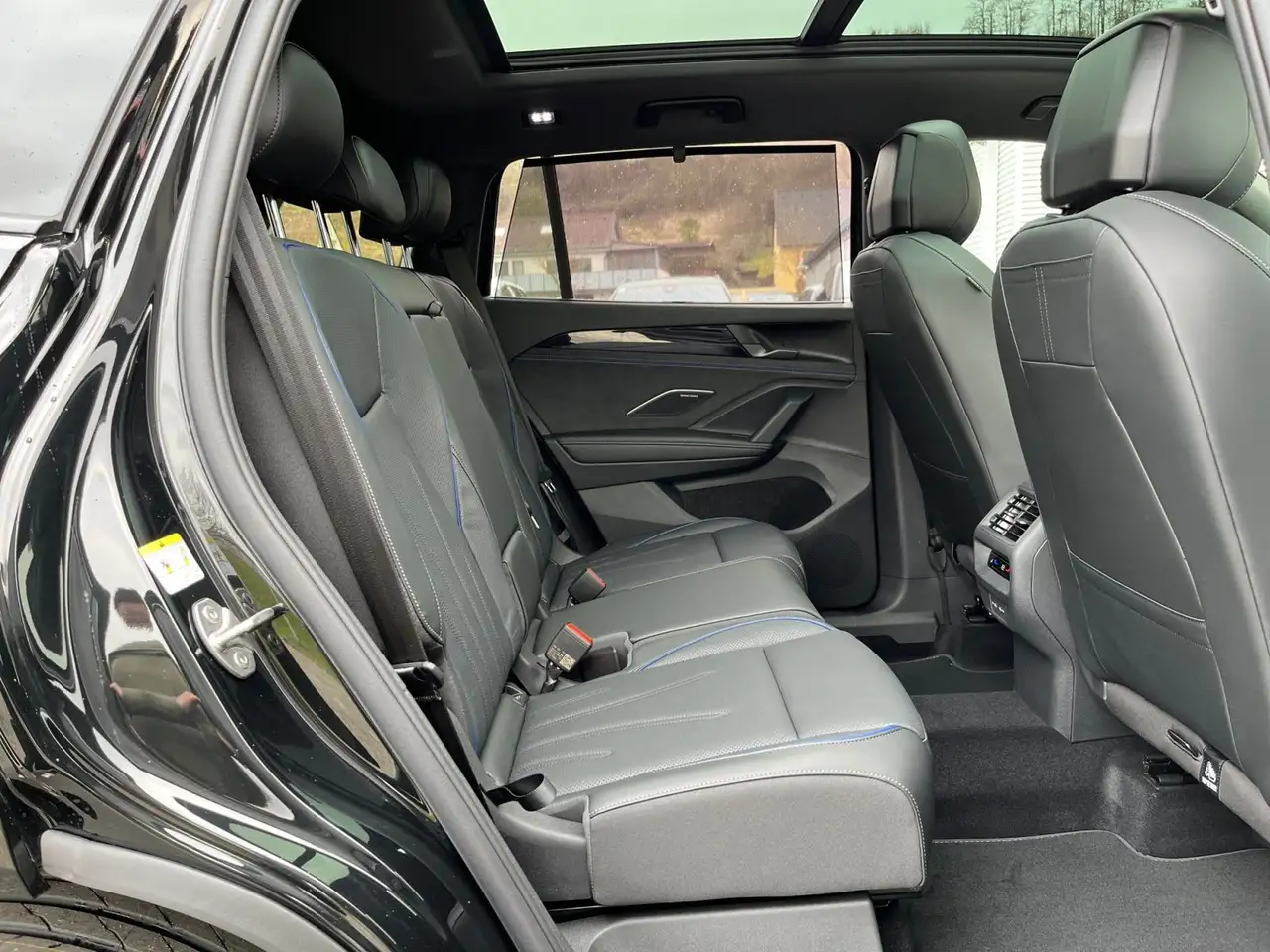 Volkswagen Tayron 16