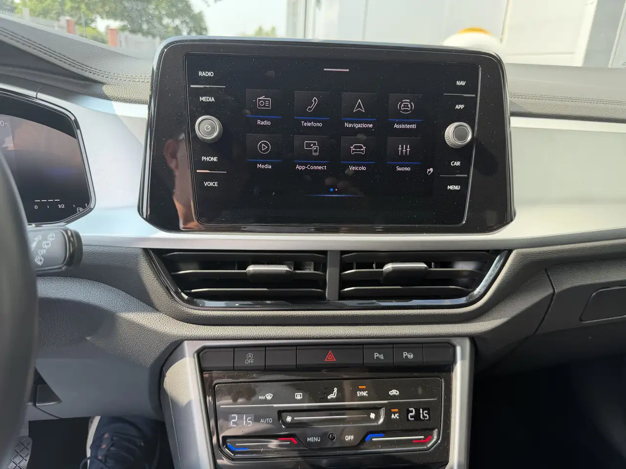 Volkswagen T-Roc 9